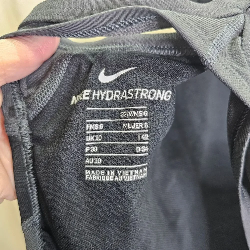Nike Hydrastrong Black Color Block Racerback One Piece Swimsuit Size 6